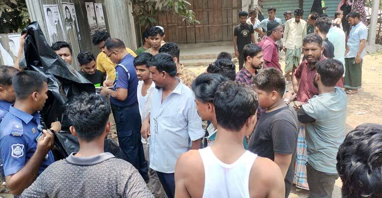 কক্সবাজারে বাস-মাইক্রোর সংঘর্ষে মৃতের সংখ্যা বেড়ে ৪