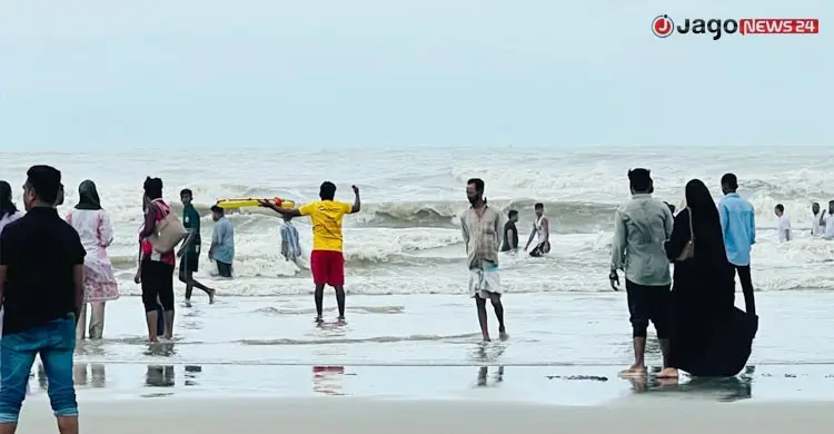 অফ সিজনেও জমজমাট কক্সবাজার
