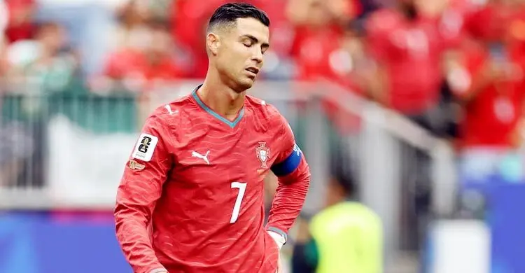 চার বছর পরও পর্তুগালে একই বিতর্ক: রোনালদো কেন এখনো একাদশে?