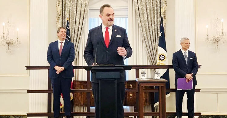 নতুন মার্কিন রাষ্ট্রদূত ব্রেন্ট ক্রিস্টেনসেন ঢাকায় আসছেন আজ