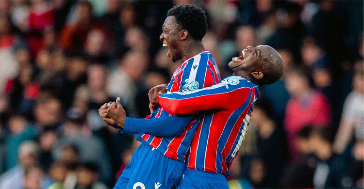 Palace end Liverpool's winning start with 97th-minute Nketiah strike