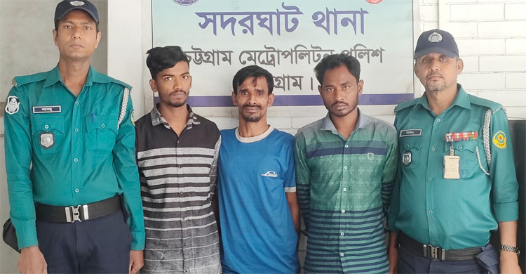 চট্টগ্রামে পুলিশের অভিযানে ৪০ জন গ্রেফতার