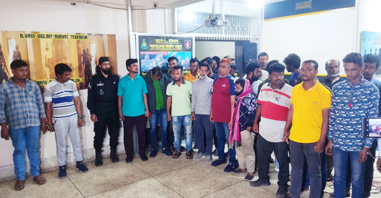 চট্টগ্রামে পরিবহনে চাঁদাবাজি, ৩০ জন গ্রেফতার