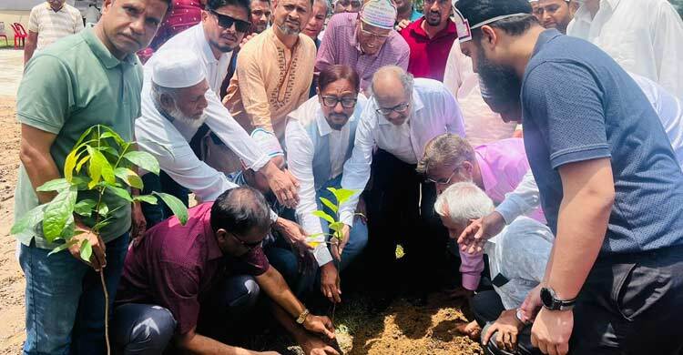 গ্রিন চট্টগ্রাম গড়তে লাগানো হবে ১০ লাখ গাছ: ডা. শাহাদাত