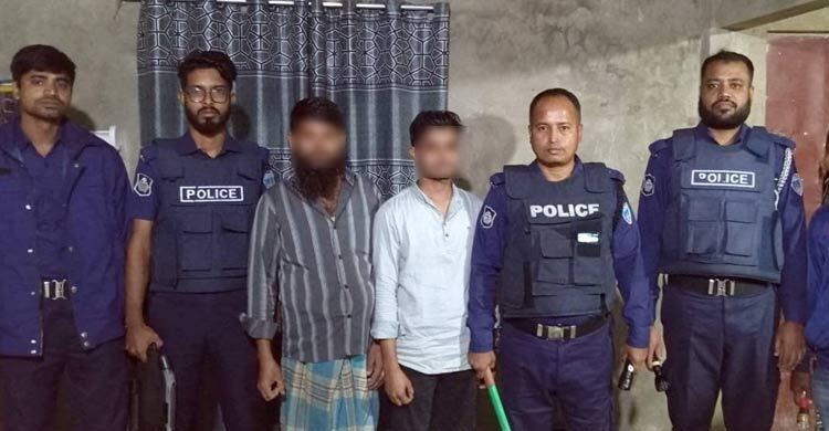 গহীন পাহাড় থেকে অপহৃত দুই ব্যবসায়ী উদ্ধার, গ্রেফতার দুই রোহিঙ্গা