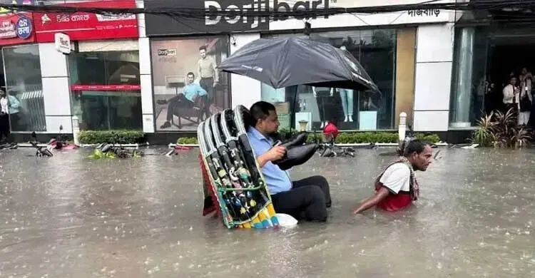 অতি বর্ষণে জলাবদ্ধতা, চট্টগ্রামবাসীর দুর্ভোগে বিএনপির দুঃখ প্রকাশ