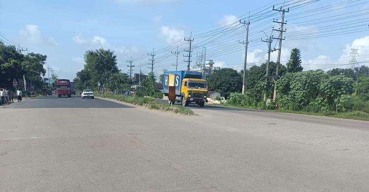 ঢাকা-চট্টগ্রাম মহাসড়কে যান চলাচল স্বাভাবিক