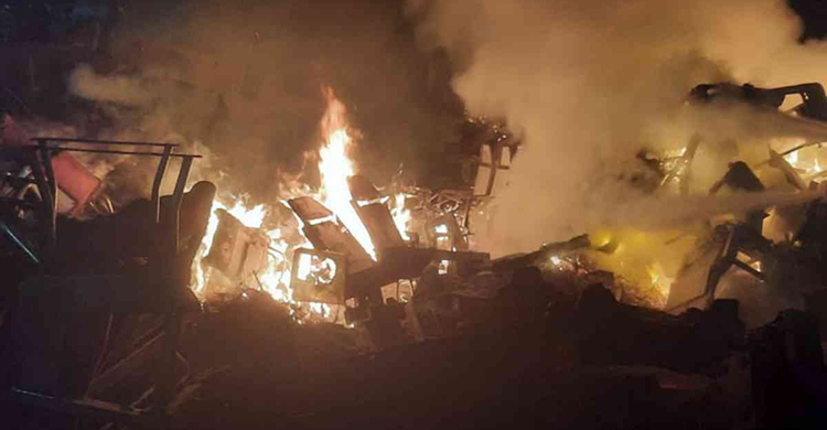 পাহাড়তলি রেলওয়ে ওয়ার্কশপে অগ্নিকাণ্ড