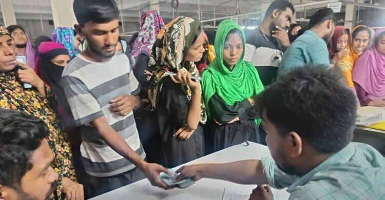 কারখানার যন্ত্রপাতি বিক্রি করে পরিশোধ করা হলো শ্রমিকদের পাওনা