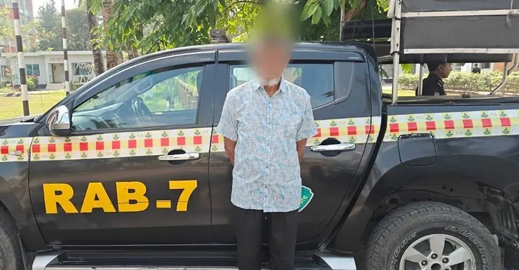 সীতাকুণ্ডের হত্যা মামলার পলাতক আসামি মশিউর পাঁচলাইশে গ্রেফতার