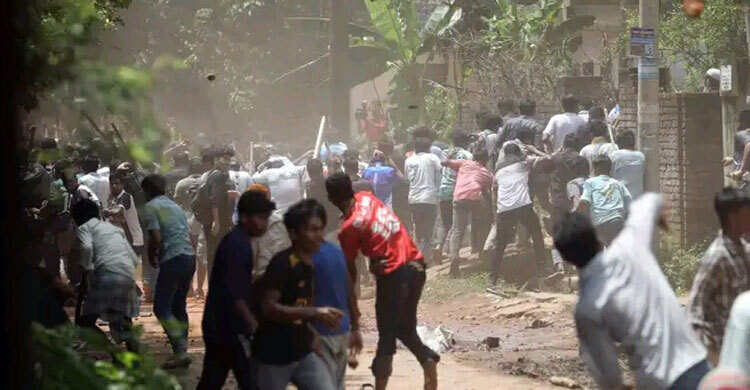 চবিতে আহত শতাধিক শিক্ষার্থী চমেক হাসপাতালে