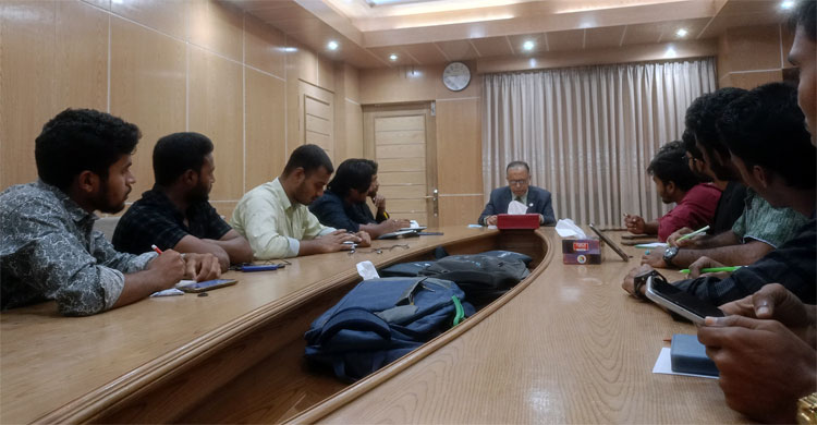 অযোগ্য ব্যক্তি শিক্ষক হলে ৪০ বছর বিশ্ববিদ্যালয়ের ক্ষতি করবে