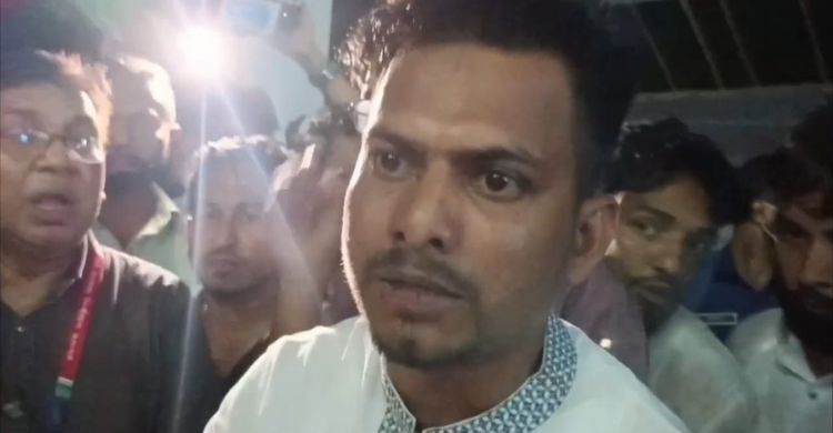 সাংবাদিকের সঙ্গে ছাত্রদলের জিএস প্রার্থীর অশোভন আচরণ