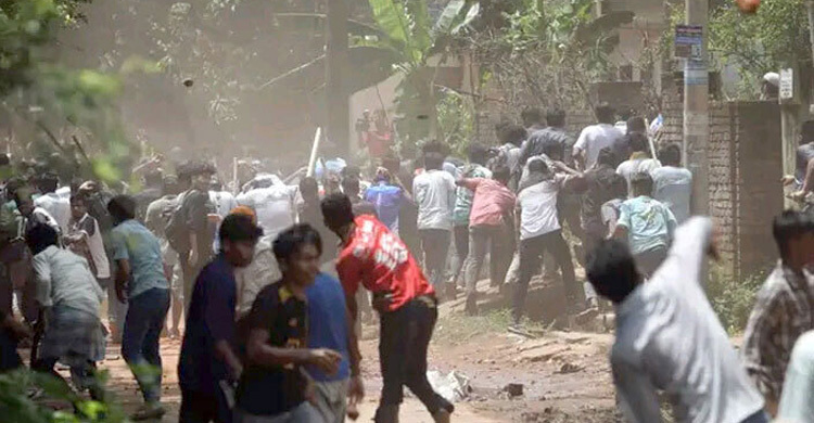 শিক্ষার্থীদের ‘উসকে’ দেন বাগছাস নেতারা, হামলায় আ’লীগ-ছাত্রলীগ
