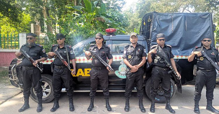 নিরাপত্তায় কাজ করছে ১২০০ পুলিশসহ র‌্যাব-রিজার্ভ ফোর্স