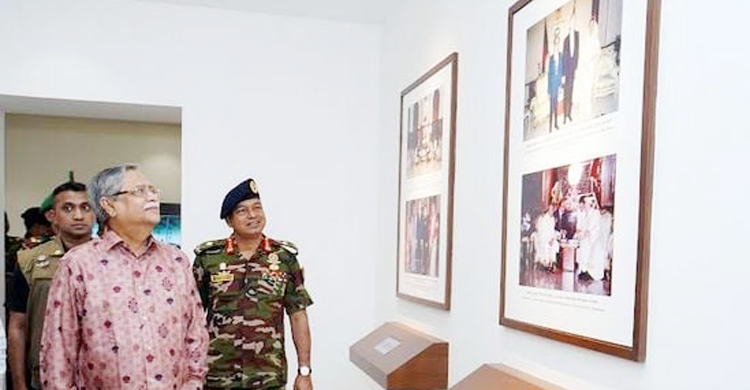 তোশাখানা জাদুঘর ঘুরে দেখলেন রাষ্ট্রপতি