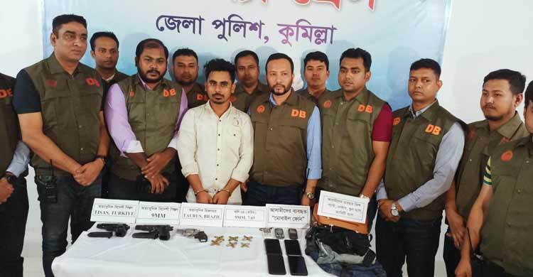 বোরকা পরে অংশ নেওয়া শ্যুটারসহ আরও তিনজন গ্রেফতার