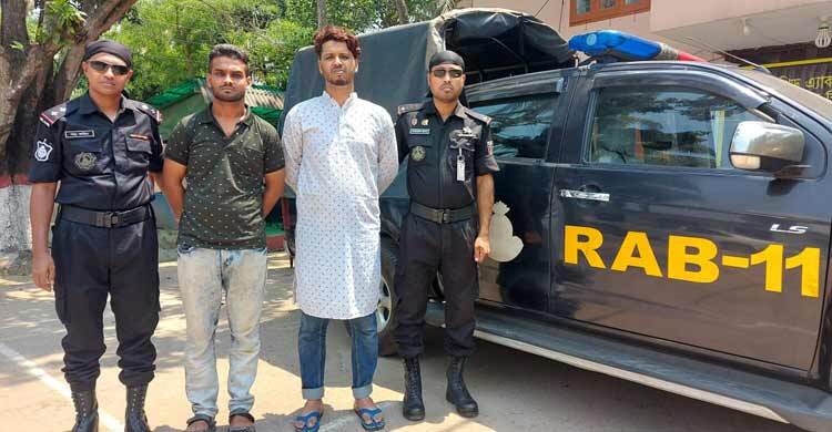 বোরকা পরে অংশ নেওয়া শ্যুটারসহ আরও তিনজন গ্রেফতার