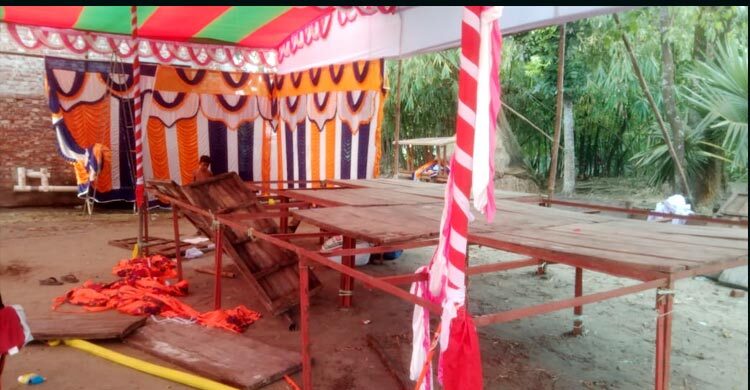 কুমিল্লায় বিএনপির দুই গ্রুপের উত্তেজনা, তোরণ-মঞ্চ ভাঙচুর
