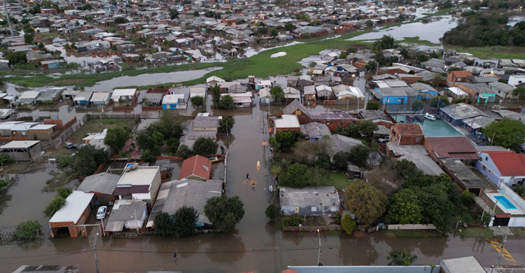 Cyclone leaves 11 dead, 20 missing in southern Brazil
