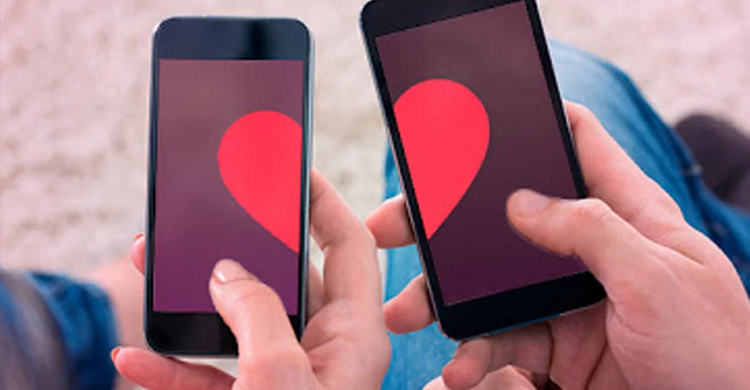 ডেটিং অ্যাপে পরিচয় থেকে বাসায় ডেকে ব্ল্যাকমেইল, গ্রেফতার ৪