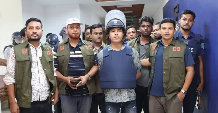 আলোচিত সন্ত্রাসী ডেভিড ইমন কারাগারে