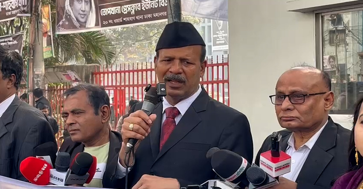 গ্রামে-গঞ্জে বিভিন্ন জায়গায় হিন্দু বিদ্বেষের ছড়াছড়ি