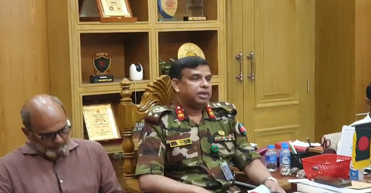 নুরের শারীরিক অবস্থা নিয়ে যা বললেন ঢামেক পরিচালক