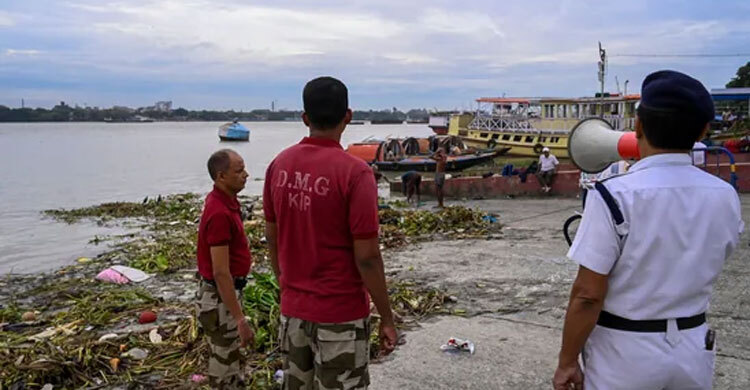 Cyclone Dana set to make landfall in Odisha tonight