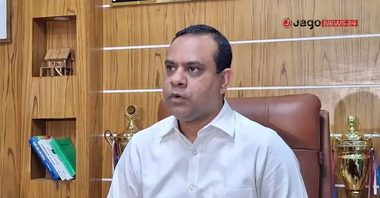 পাহাড়ে মুরগি বেচলেও দিতে হয় চাঁদা, বছরে লেনদেন হাজার কোটি টাকা