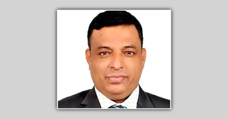 মাঠ প্রশাসনের কর্মকর্তাদের বিতর্কিত কর্মকাণ্ডে শুরুতেই বিব্রত সরকার