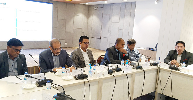 ত্রৈমাসিক অর্থনৈতিক অবস্থান সূচক প্রণয়নের উদ্যোগ ঢাকা চেম্বারের