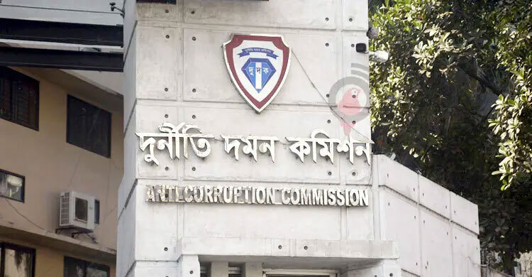 সাবেক মন্ত্রী-বিচারপতিসহ ৭ জনের আয়কর নথি জব্দের নির্দেশ