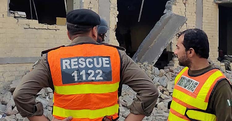 আফগান সীমান্তে আবারও সন্ত্রাসী হামলা, পাকিস্তানের ৭ পুলিশ নিহত