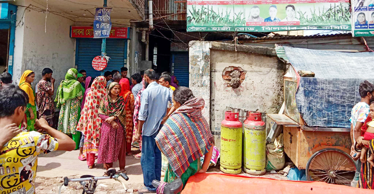 মিরপুরের ঘটনাস্থলে ছেঁড়া তার পায়নি বিদ্যুৎ বিভাগ