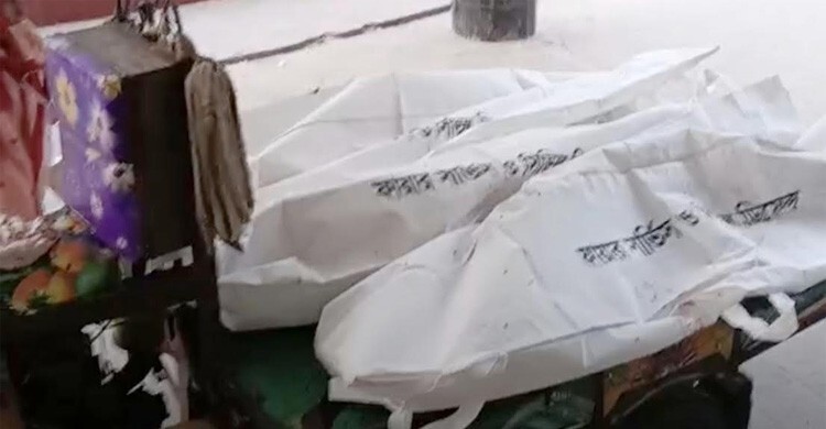 ভাঙ্গায় দাঁড়িয়ে থাকা ট্রাকের পেছনে প্রাইভেটকারের ধাক্কা, নিহত ৪