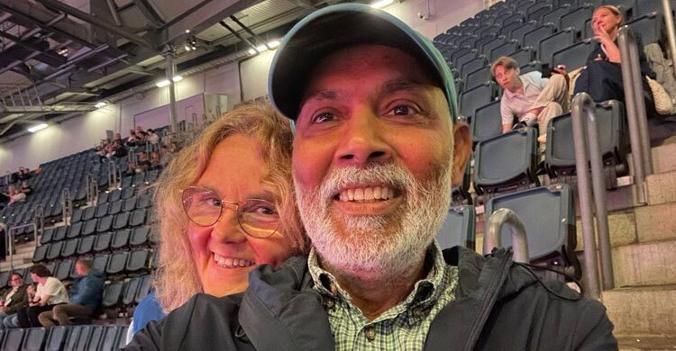 ১৮ কোটি মানুষ, ১৭ কোটি মত, এবার বোঝো গণতন্ত্রের ঠ্যালা