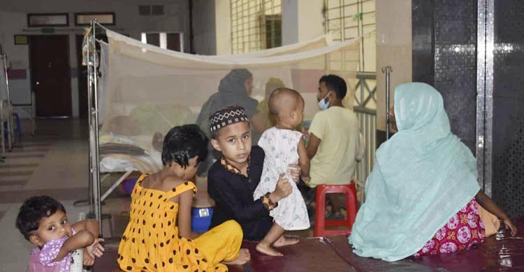 ‘এমন জ্বর জীবনেও হয়নি, নামতেই চায় না’