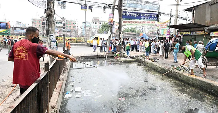 ডেঙ্গু প্রস্তুতি: হাঁকডাকে সীমাবদ্ধ সরকার