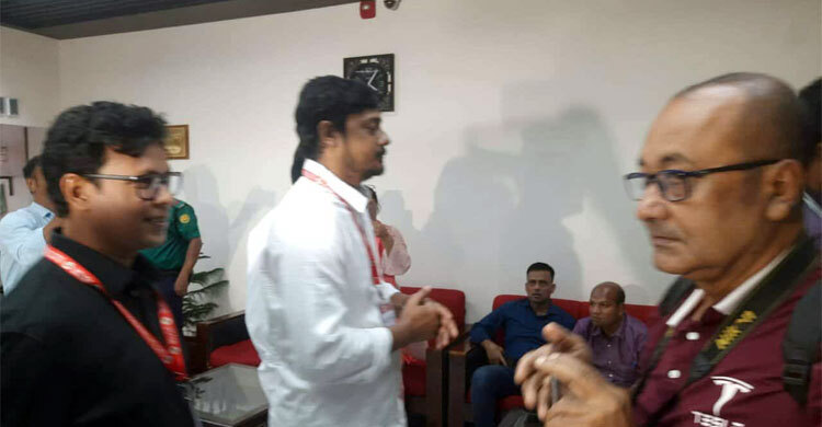 সিইসির সঙ্গে বৈঠকে এনসিপির প্রতিনিধিদল