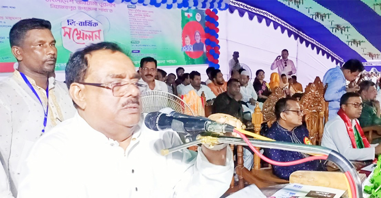 শেখ হাসিনার আমলে দেশের মানুষ শান্তিতে আছে: খাদ্যমন্ত্রী