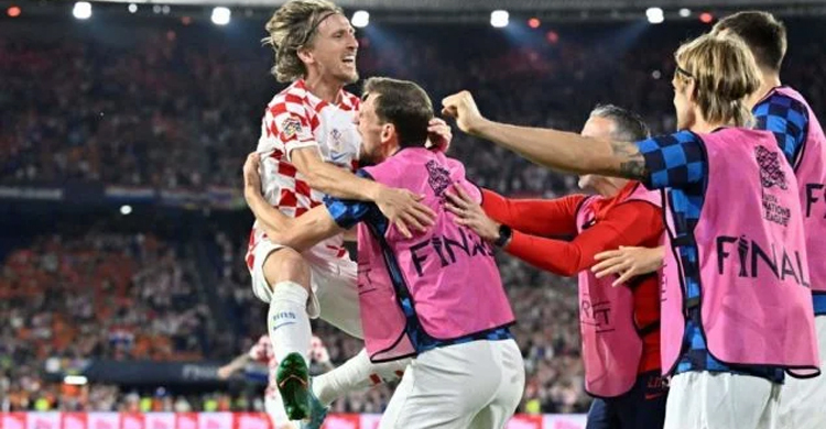 মদ্রিচ দাপটে নেদারল্যান্ডসকে হারিয়ে ফাইনালে ক্রোয়েশিয়া