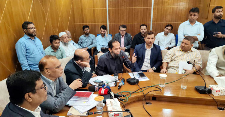 শর্তজুড়ে তেল বিক্রি করলে কঠোর শাস্তি: ভোক্তার ডিজি