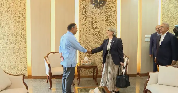 প্রধানমন্ত্রীর সঙ্গে টেলিনর গ্রুপের প্রেসিডেন্ট ও সিইও'র সাক্ষাৎ