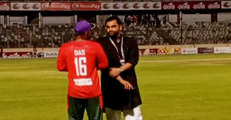 লিটনের কাঁধে হাত রেখে কি বললেন তামিম