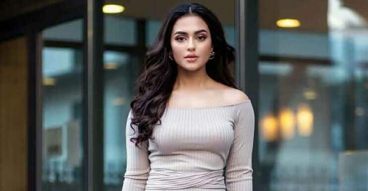 ডিপ্রেশনে ভুগছেন নুসরাত ফারিয়া, ট্রমা নিয়ে যা বললেন