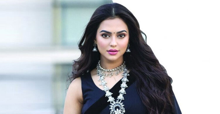 কারাগার থেকে মুক্তি পেলেন নুসরাত ফারিয়া