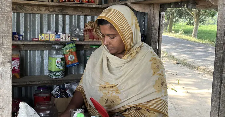 ৭০ টাকায় কেনা চানাচুর-বিস্কুটেই বদলে গেছে তারিফার জীবন