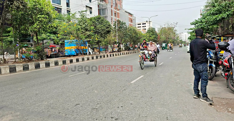 ঈদের ছুটি শুরু, অনেকটাই ফাঁকা ঢাকা
