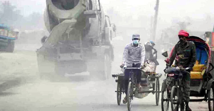 বিশ্বের সবচেয়ে দূষিত বায়ু আজ ঢাকায়